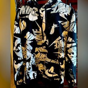 Mens Nike Hoodie size large.